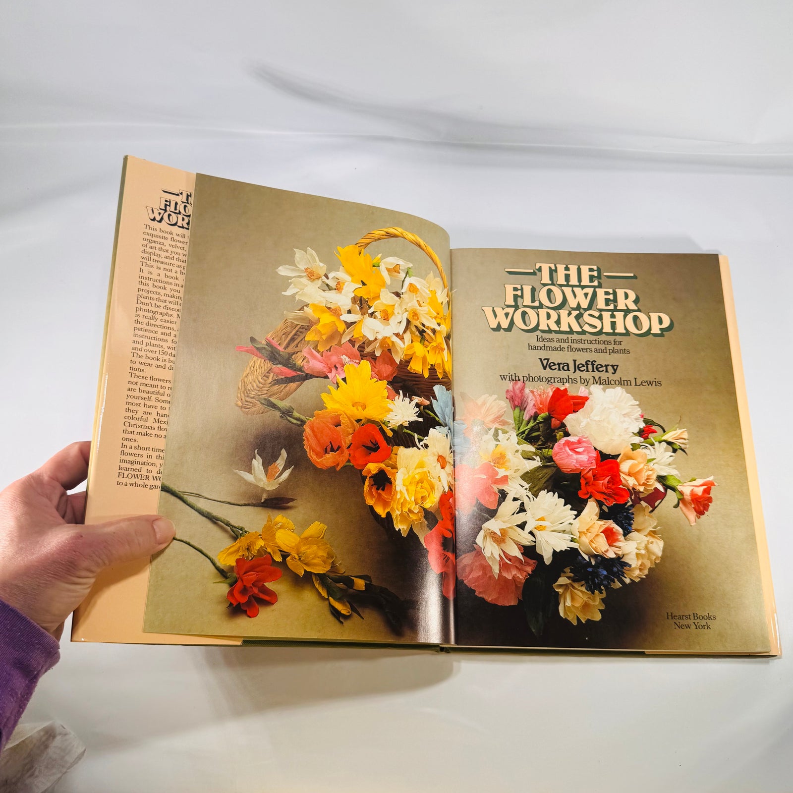 The Flower Workshop – Floral Crafts How‑To by Vera Jeffery (1980)