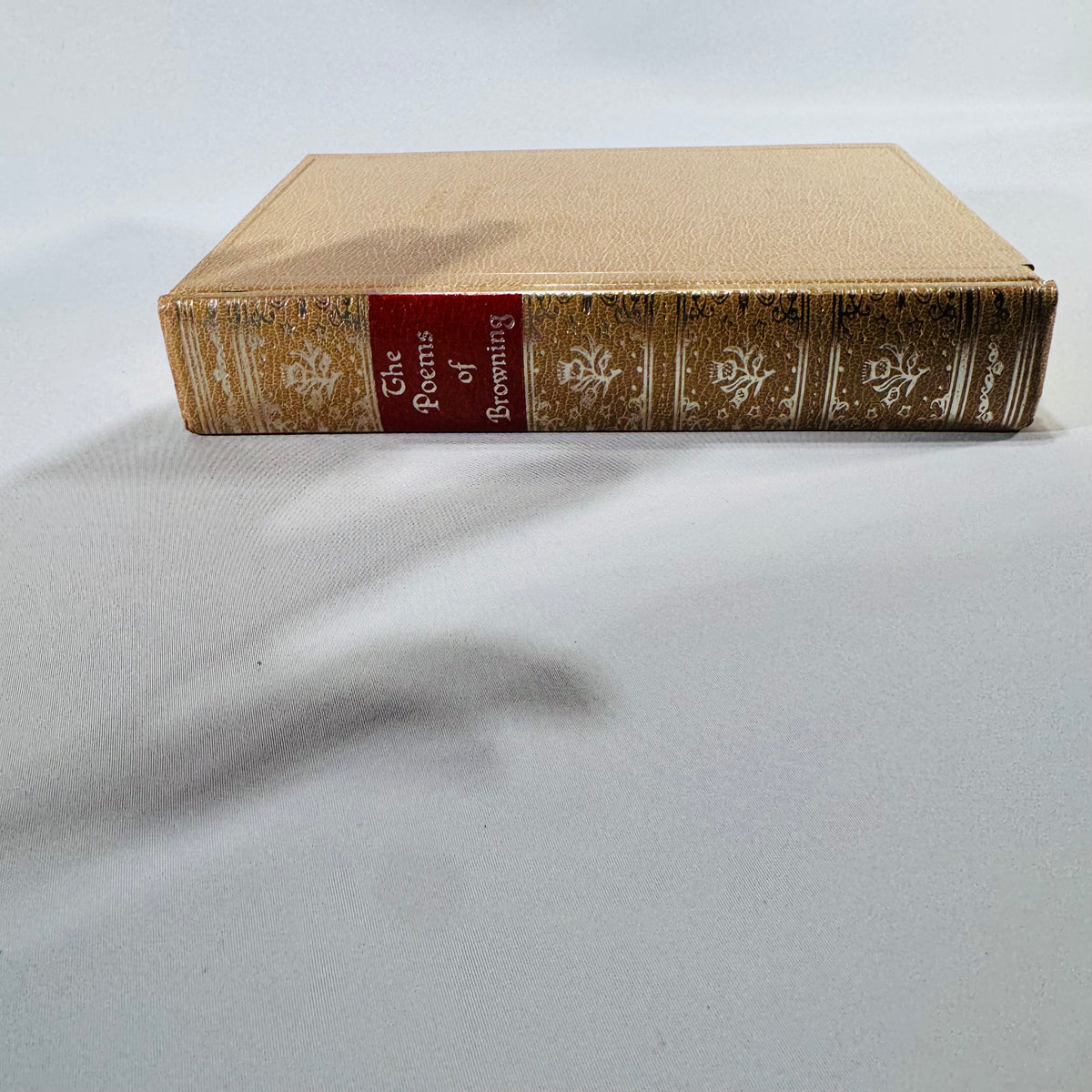 The Poems of Robert Browning (1932) – Vintage Hardcover Poetry Collection