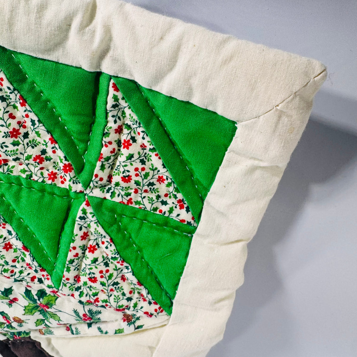 Handmade Christmas Tree Quilted Potholder Vintage Green Calico Holiday Hot Pad