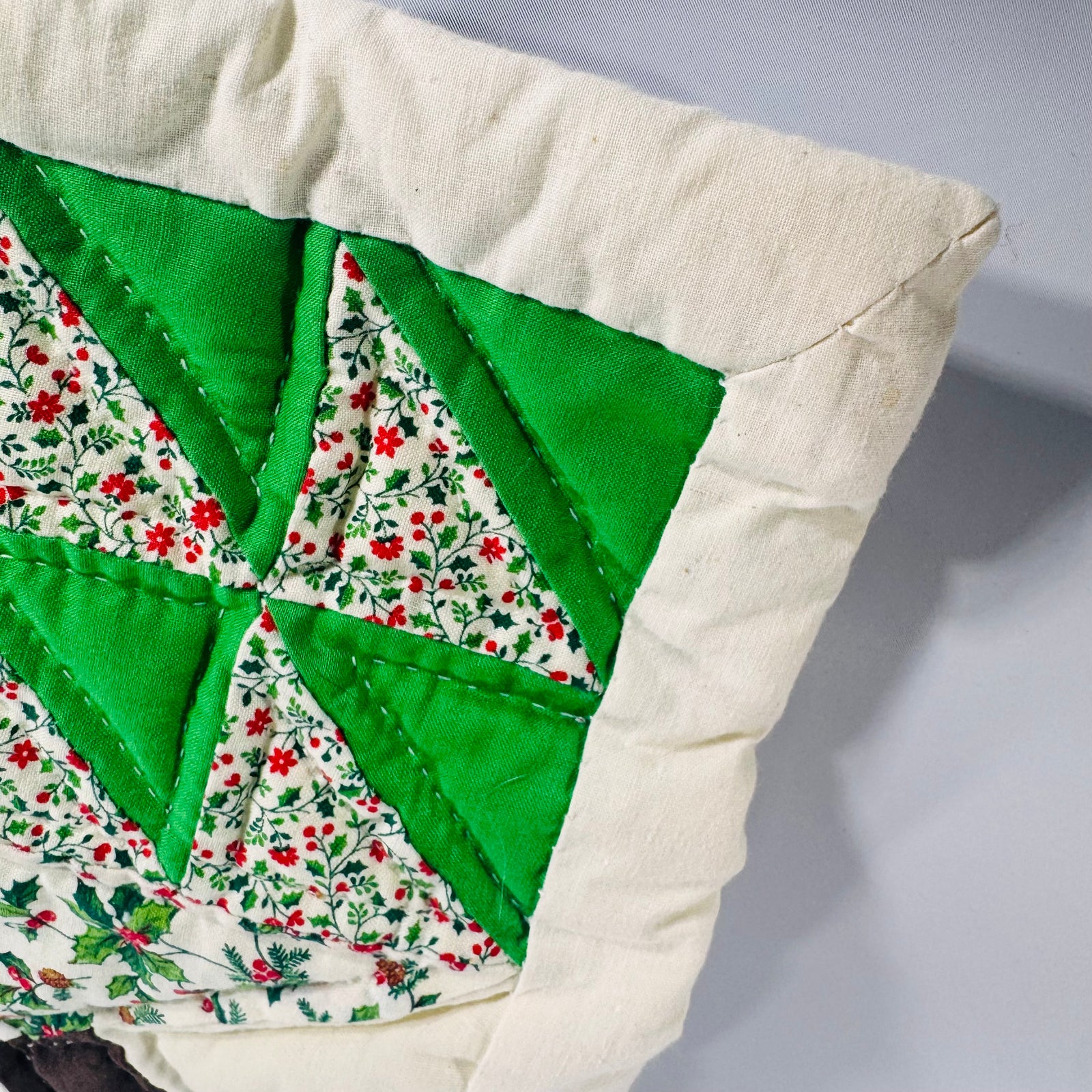 Handmade Christmas Tree Quilted Potholder Vintage Green Calico Holiday Hot Pad
