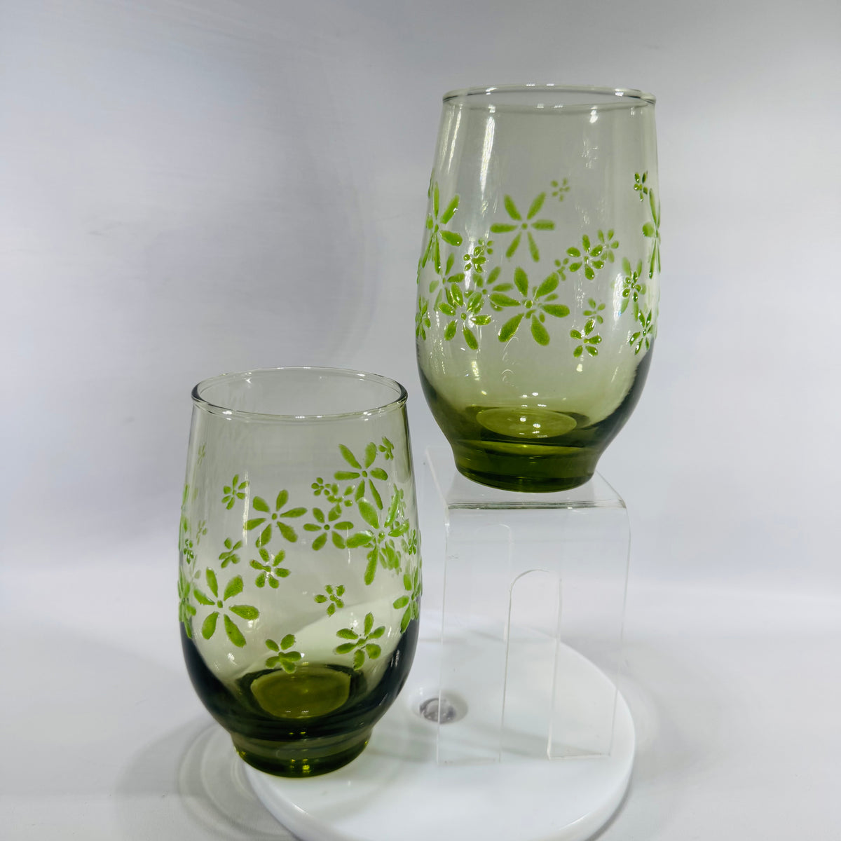 Vintage Libbey “Mint Bouquet” (Mint Daisy) Green Floral Glasses — Mid-Century Modern (circa 1966+) — Set of 2 | Olive/Avocado Glass, Mid-Century Glassware