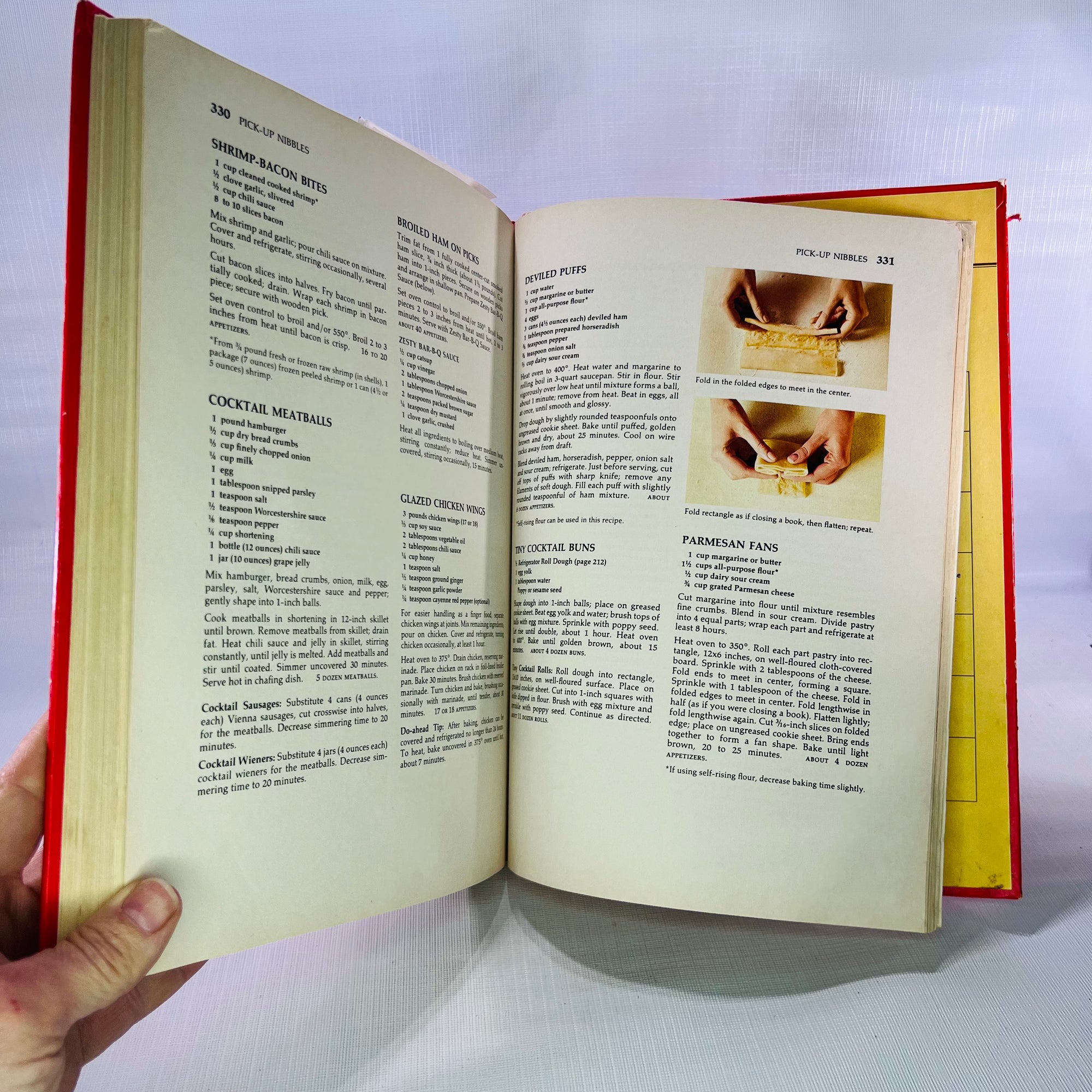 Betty Crocker's Cook Book New & Revised Edition Including Microwave Recipes by General Mills Inc 1982 Golden Press Vintage Cookbook Recipes