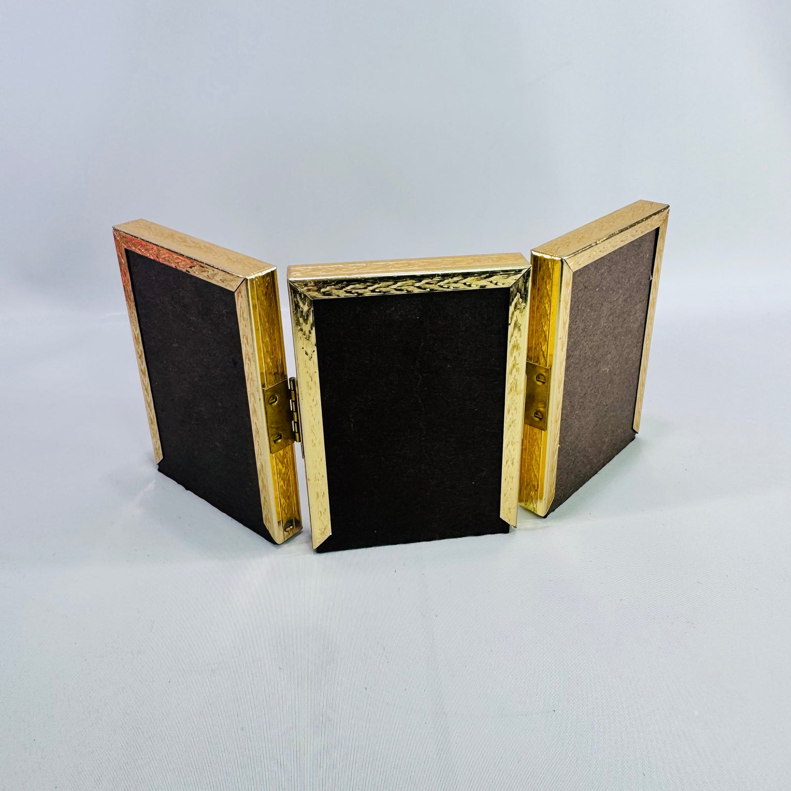 Vintage Gold Tone Tri Fold Picture Frame Triple Hinged Desktop Photo Display 2.5 x 3.5 Inch Folding Frame
