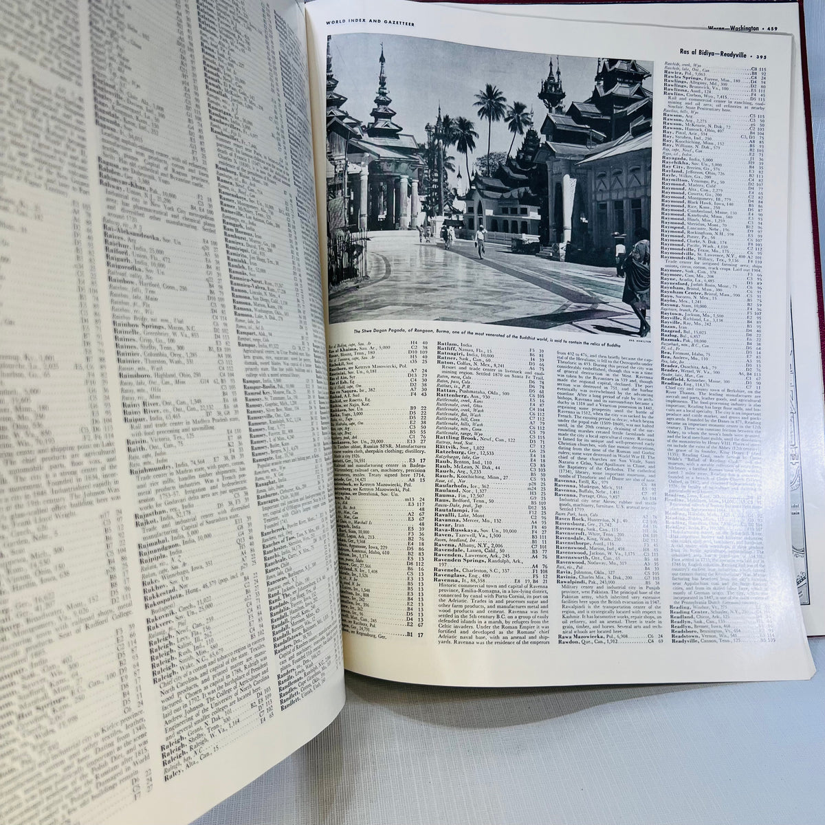 Collier's World Atlas and Gazetteer Presenting the World in its Physical and Commercial Aspects 1953 P.F. Collier & Son