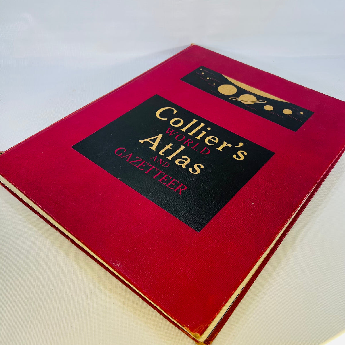 Collier's World Atlas and Gazetteer Presenting the World in its Physical and Commercial Aspects 1953 P.F. Collier & Son