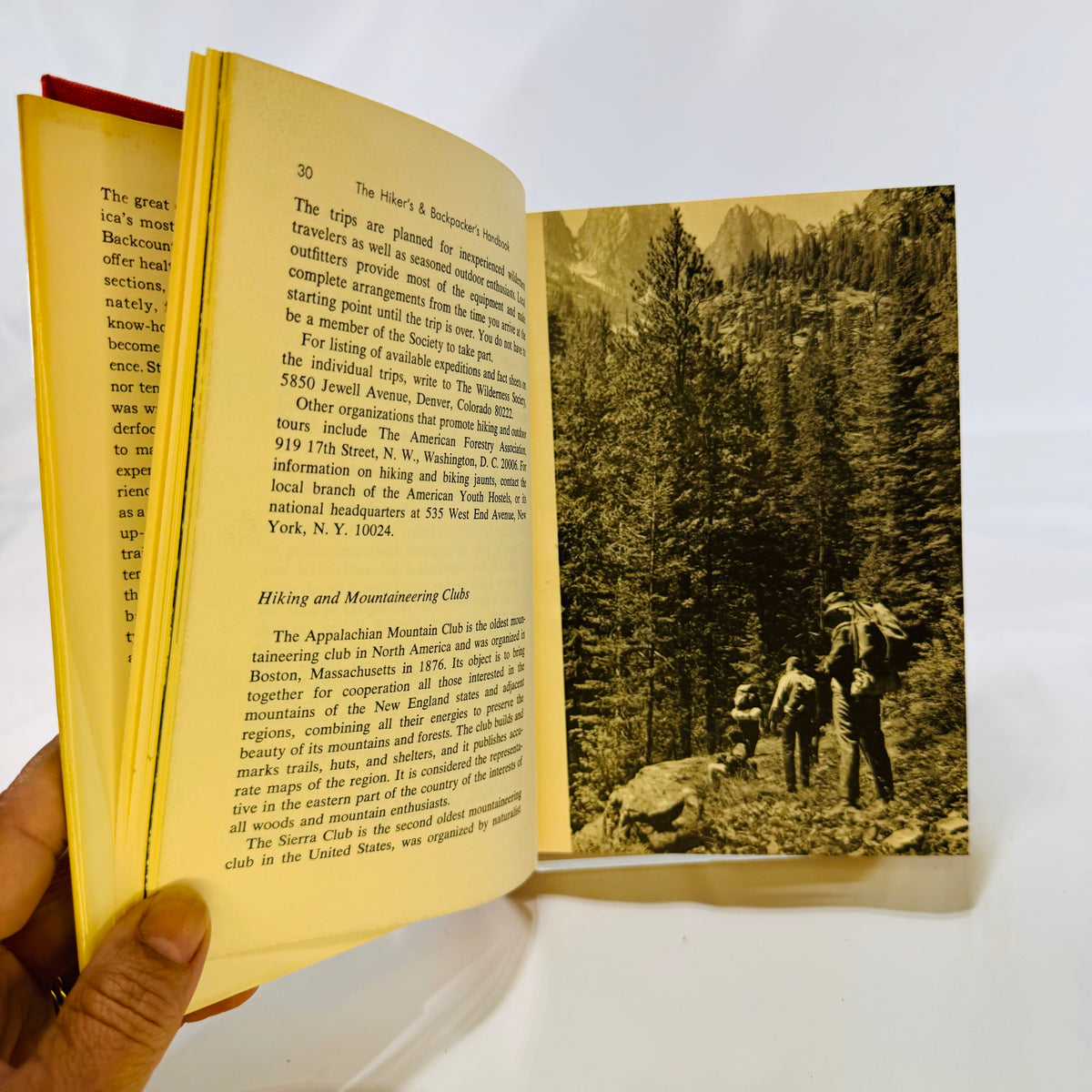 The Hiker's & Backpackers Handbook by W. K Merrill 1971 Winchester Press