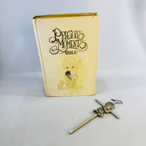Precious Moments Bible & Praying Boy Cross Set 1980s Illustrated Keepsake Bible with Pewter Finish Wall Cross First Communion