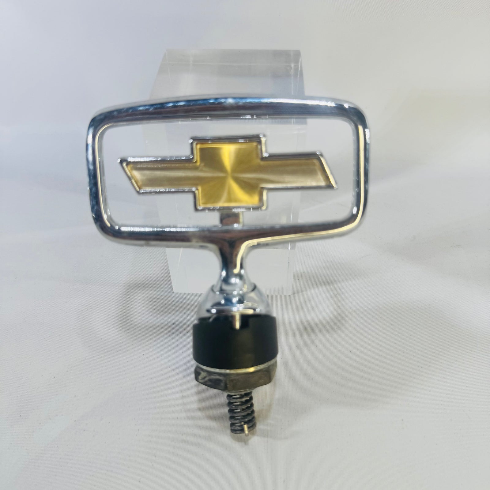 1991 to 1996 Chevrolet Caprice Impala Hood Ornament GM 10119817 Gold Bowtie Chrome Emblem OEM
