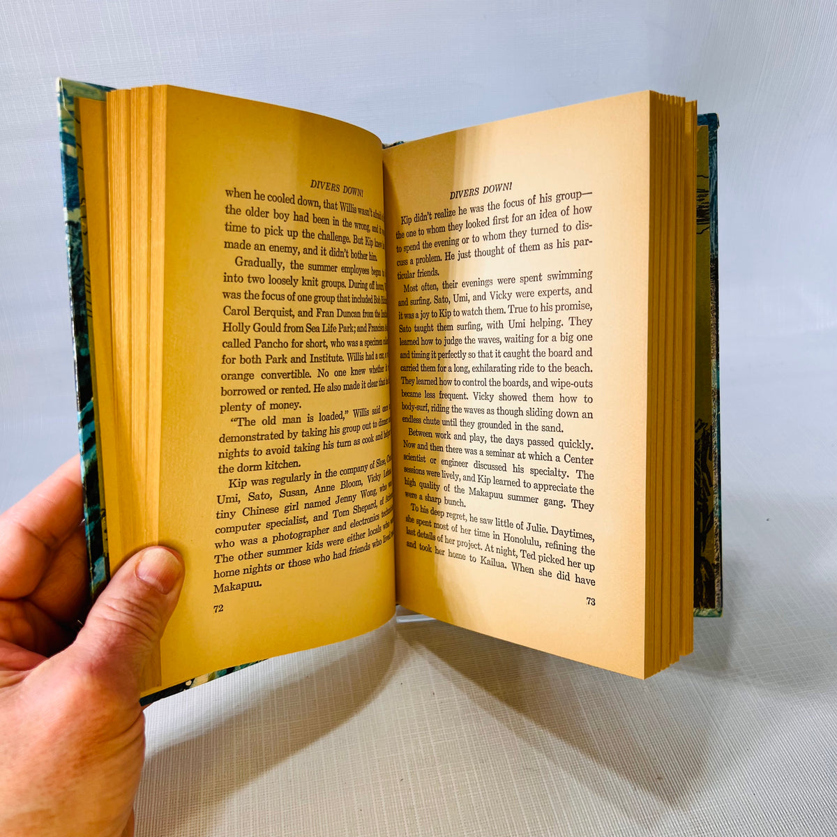 Text pages from the middle of Divers Down! by Hal Gordon, 1971 Whitman
