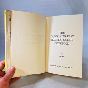 The Quick and Easy Electric Skillet Cookbook by Ceil Dyer 1969 Hawthorn Books Inc.