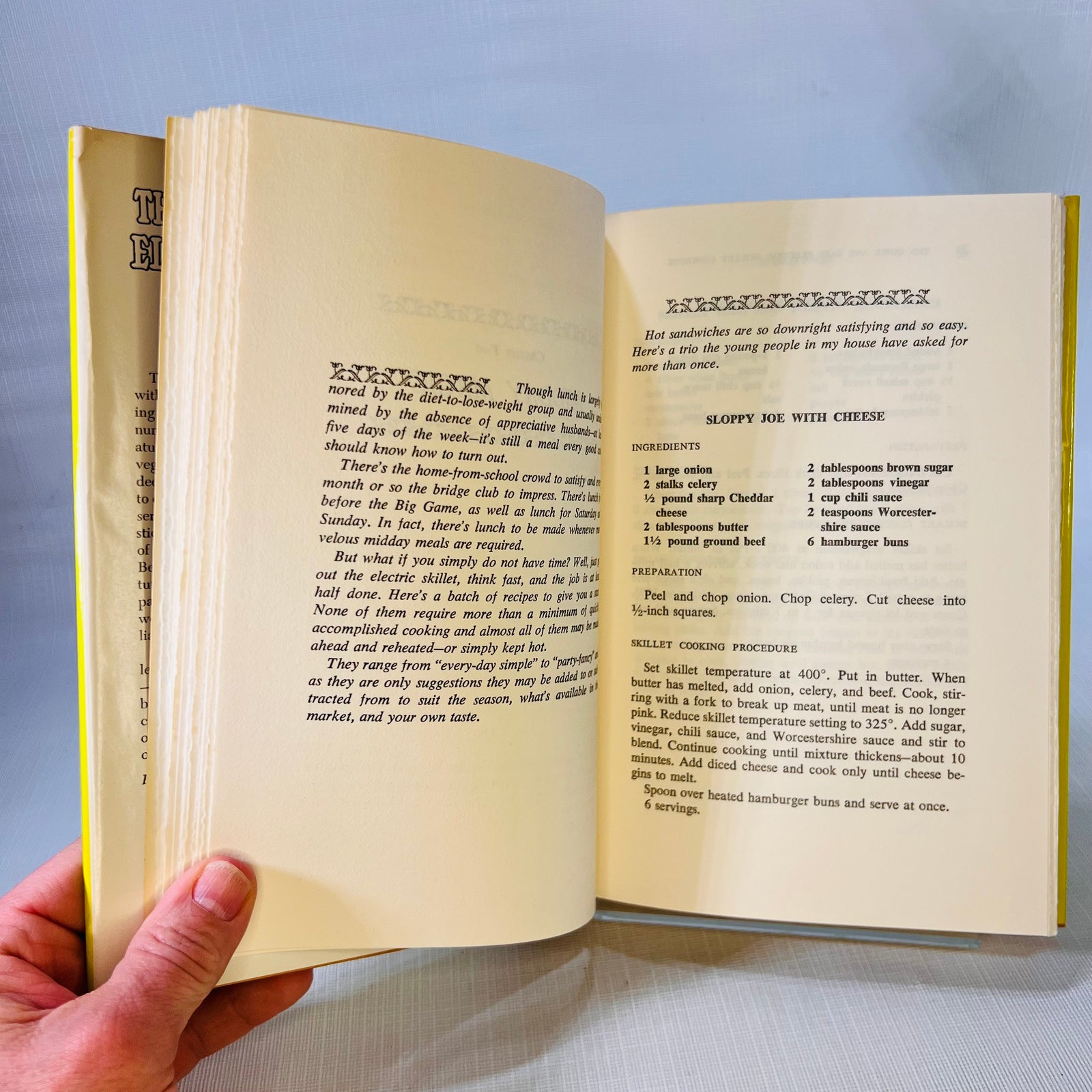 The Quick and Easy Electric Skillet Cookbook by Ceil Dyer 1969 Hawthorn Books Inc.