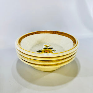 Set of 4 Mikasa Stone Manor Melissa F5811 Cereal Bowls Japan Yellow Daisy Stoneware