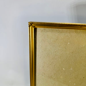 Vintage 8x10 Gold Tone Metal Picture Frame Beaded Rope Border Easel Wall Hanging