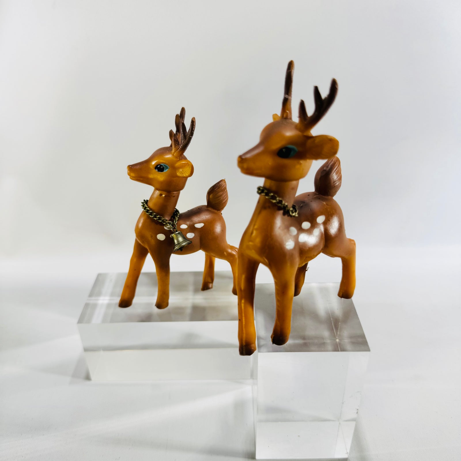 Vintage Soft Plastic Swivel Head Reindeer Pair 4 Inch Spotted Christmas Deer