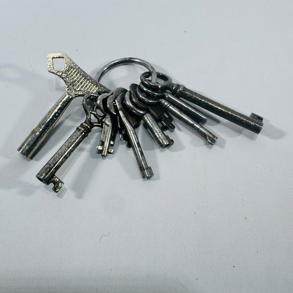Vintage Key Lot – Rustic Metal Junk Journal Supply | Vintage Decor ...