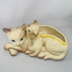 Hull Pottery Siamese Mom & Kitten Planter #63 (12”) | Vintage USA Art Pottery (1950s–60s)