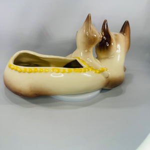 Hull Pottery Siamese Mom & Kitten Planter #63 (12”) | Vintage USA Art Pottery (1950s–60s)