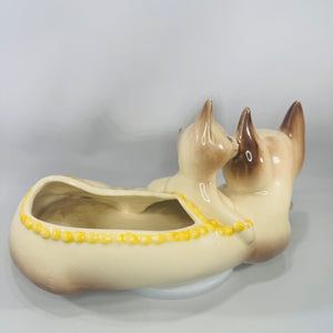 Hull Pottery Siamese Mom & Kitten Planter #63 (12”) | Vintage USA Art Pottery (1950s–60s)