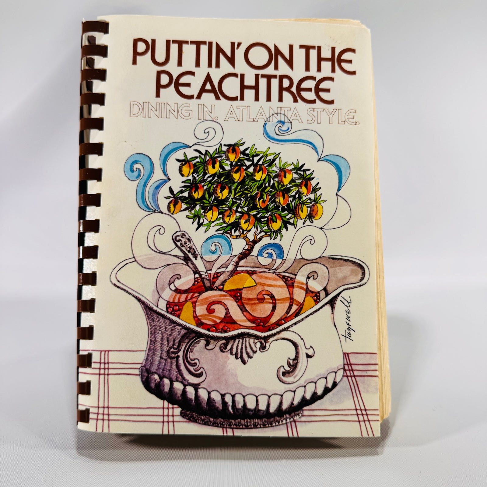 Puttin' on the Peachtree: Dining in Atlanta Style (1979, 3rd Ed) | Junior League Cookbook | Southern Heritage Recipes