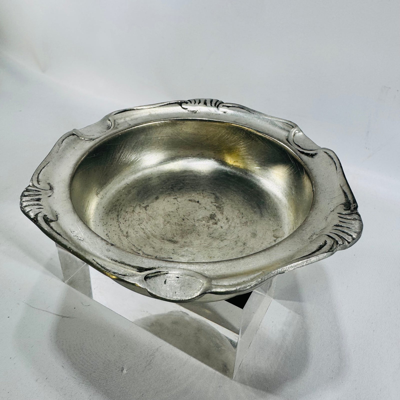 European 95% Pewter Dish 5 Inch Scalloped Floral Rim Vintage Table Bowl