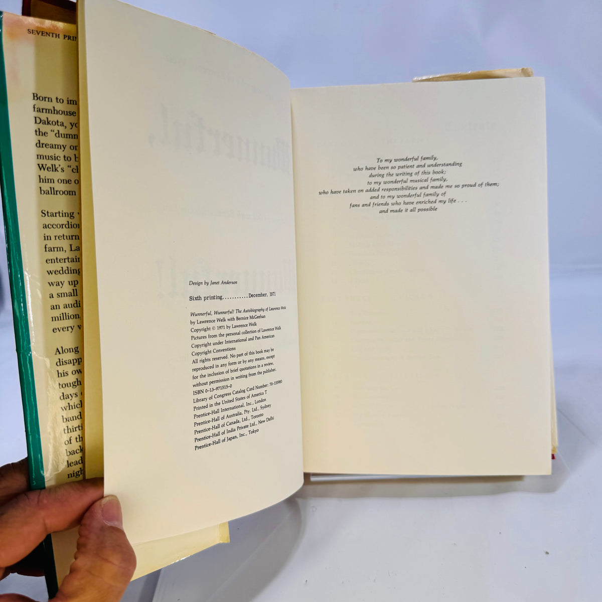 Copyright page reading Sixth printing December 1971 and dedication page