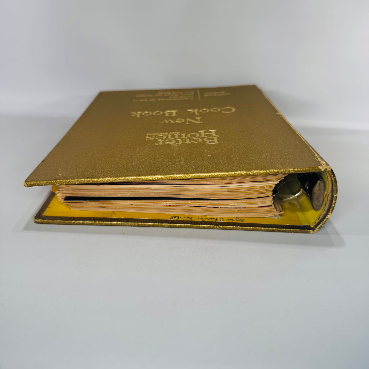 Vintage Mid-Century Cookbook Binder — Better Homes and Gardens New Cook Book Souvenir Edition (Commemorating 10,000,000 Sold) — 5-Ring Recipe Binder | Tabbed Sections, Vintage Cookbooks / Homemaking Reference