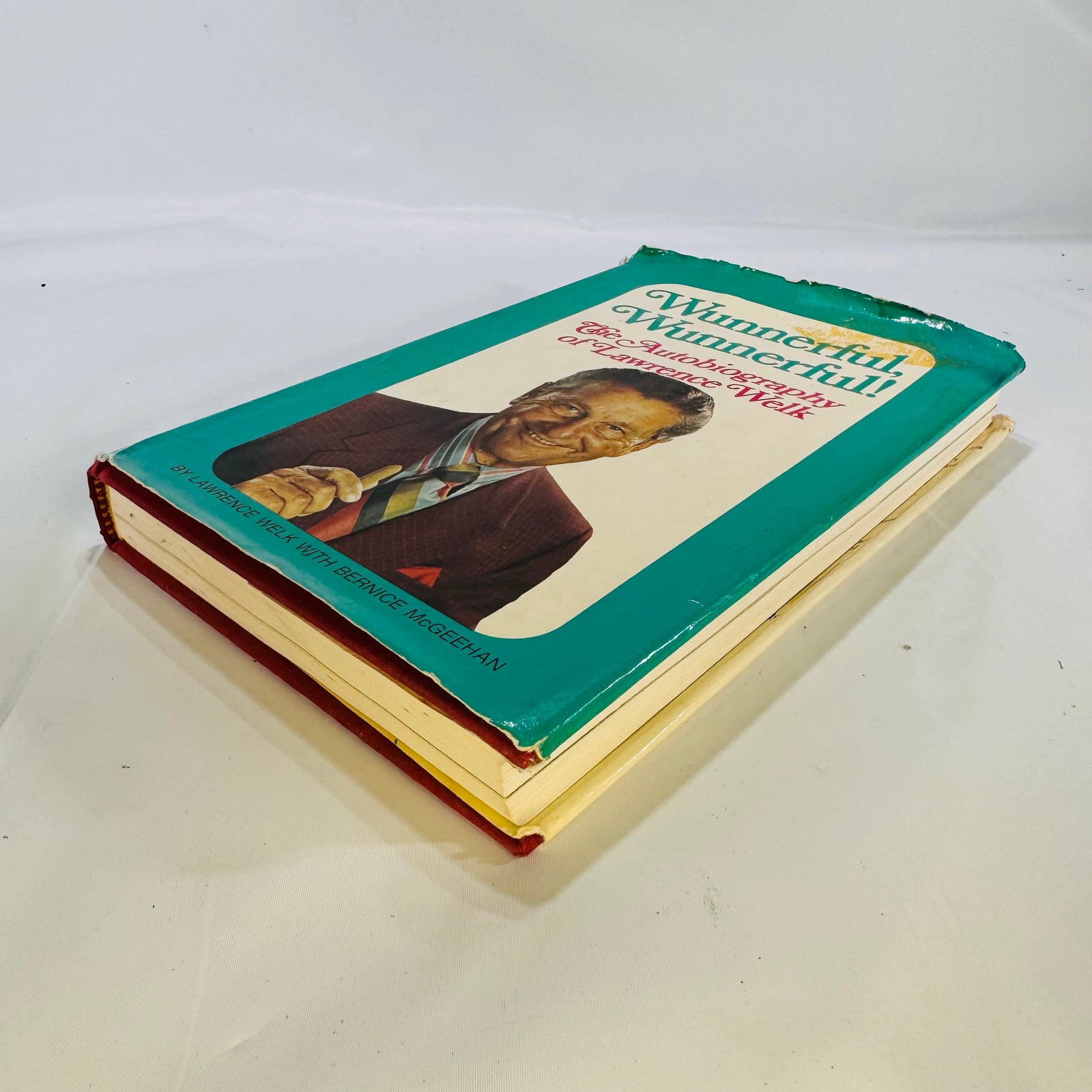 Wunnerful, Wunnerful! 1971 lying at an angle, jacket and red boards