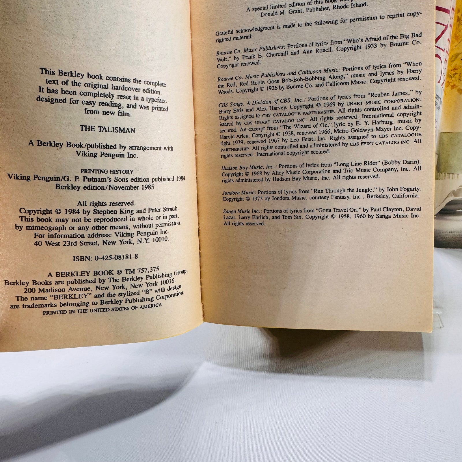 Two Stephen King Horror Paperbacks – The Talisman & Everything’s Eventual | Vintage Thriller Book Set