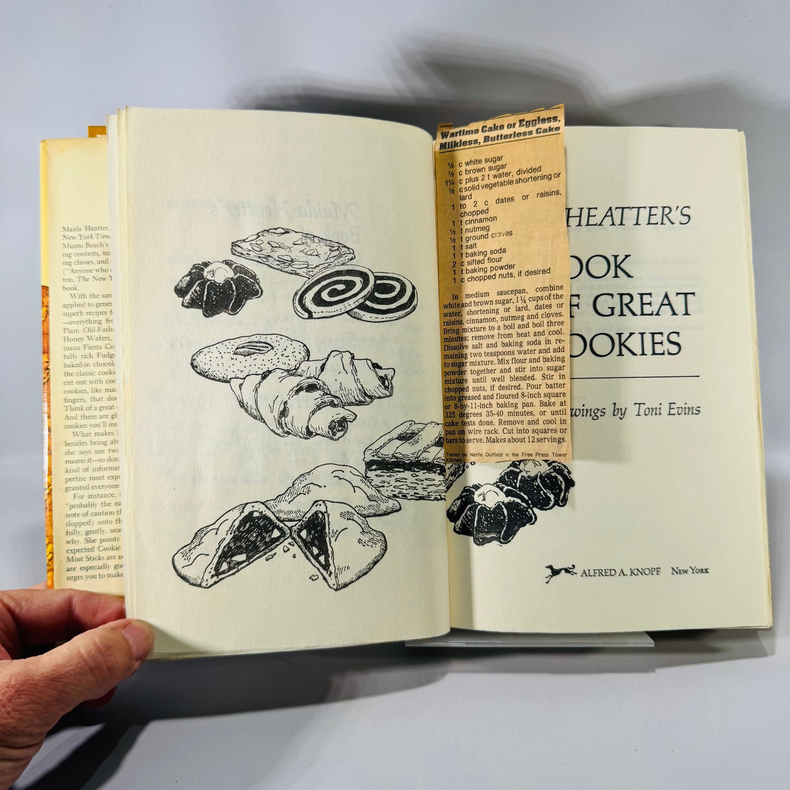 Maida Heatter’s Book of Great Cookies (1977) — Vintage Hardcover Cookie Cookbook w/ Dust Jacket + Handwritten Notes