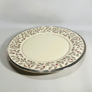 Lenox Solitaire Christmas Accent Luncheon Plate 9 3/8 Inch Holly Platinum 1999 to 2001 Single Plate