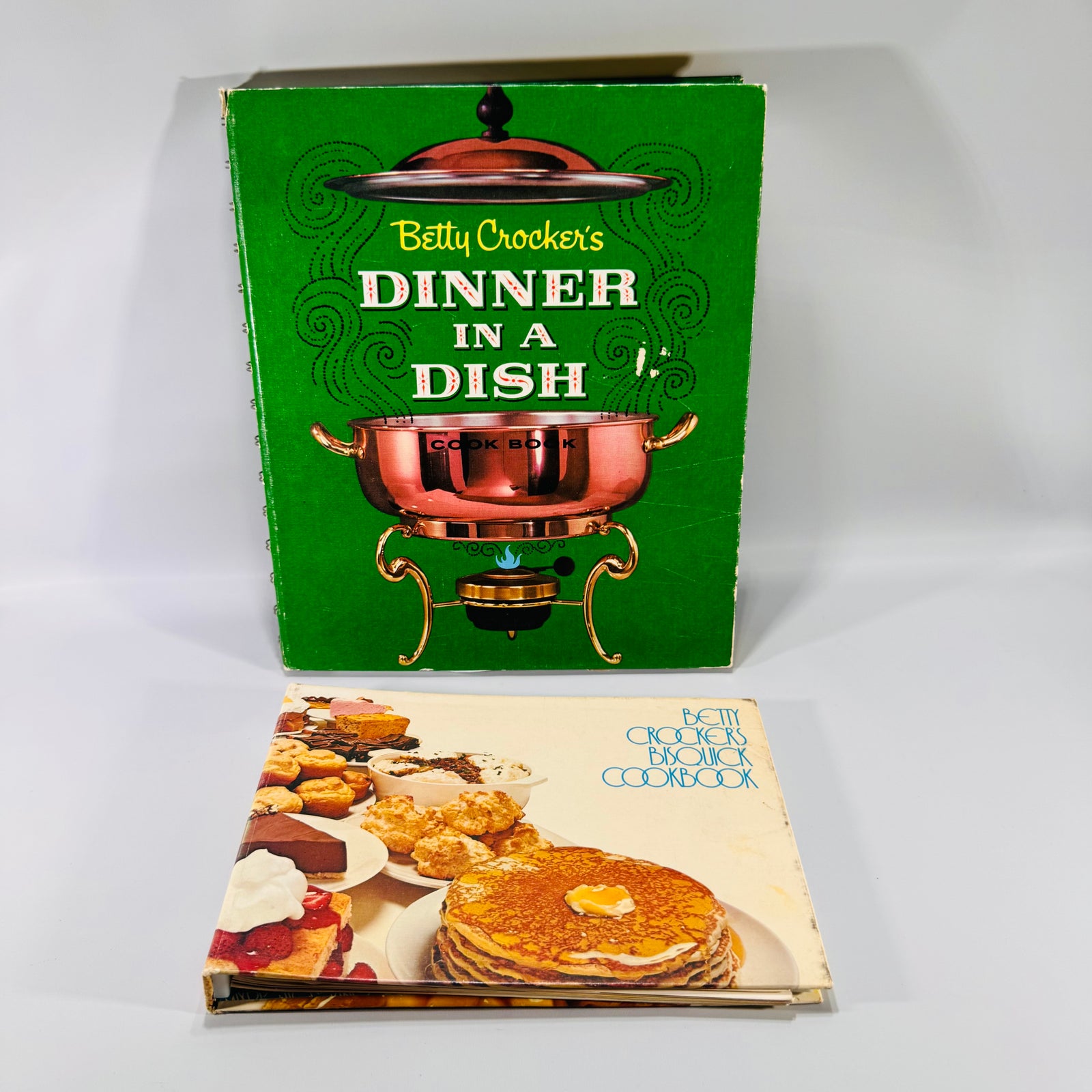 Betty Crocker Vintage Cookbook Duo (1968–1973) | Dinner in a Dish + Bisquick Cookbook w/ Bonus Recipes | Spiral & 3-Ring Binder Set