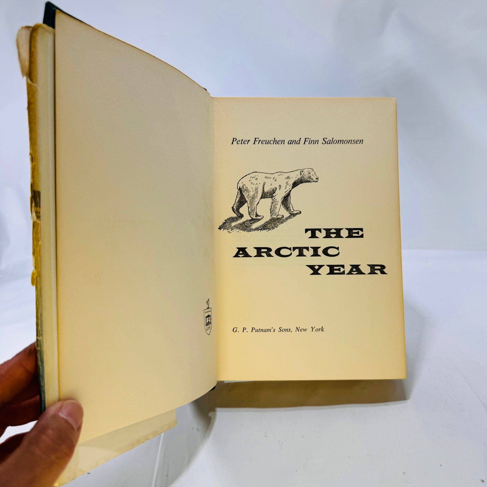 The Arctic Year by Peter Freuchen & Fin Salomonsen 1958 GP Putnam's Sons