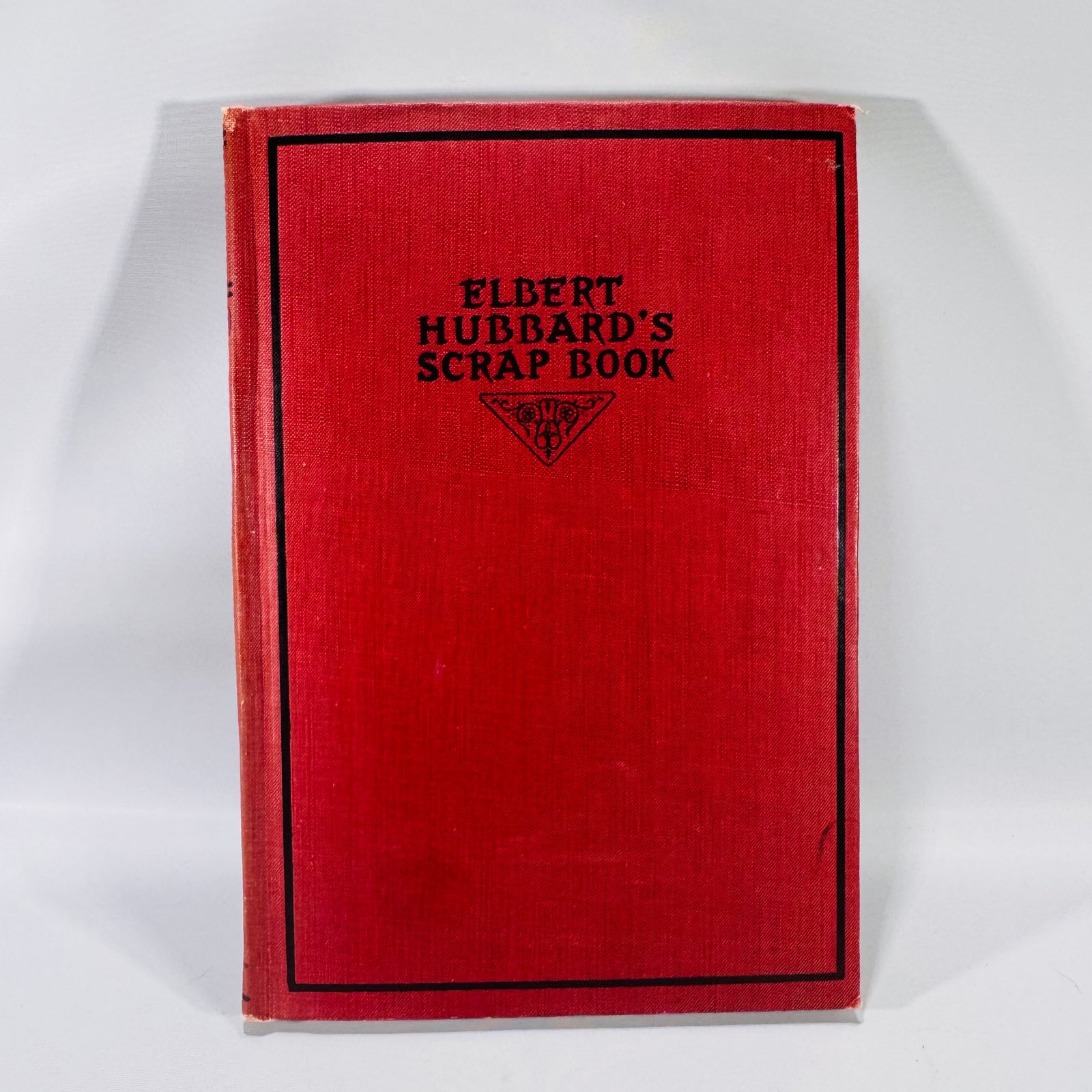 Elbert Hubbard’s Scrap Book (1923, Hardcover) – A Roycroft Classic of Inspirational Wisdom