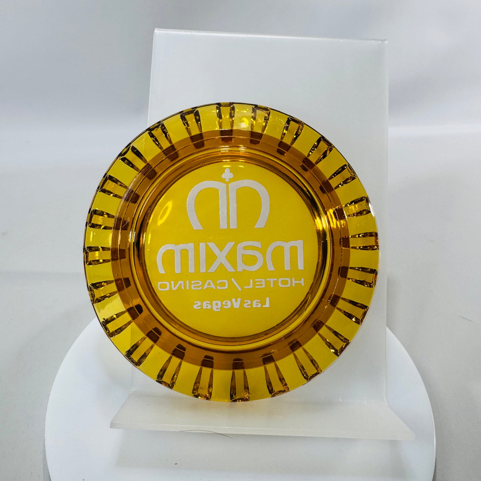 Vintage Maxim Hotel & Casino Las Vegas Amber Glass Ashtray (1977–2001) | Casino Memorabilia