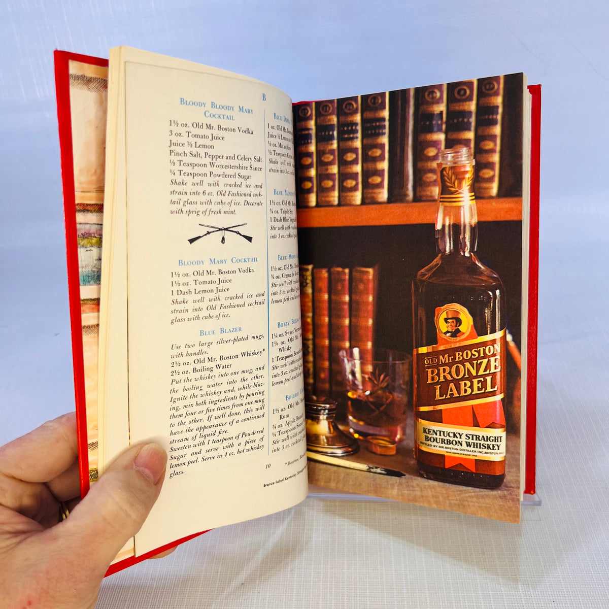 Old Mr. Boston Deluxe Official Bartenders Guide by Mr. Boston Distillers Corp 1967 Vintage Drink Recipe Book