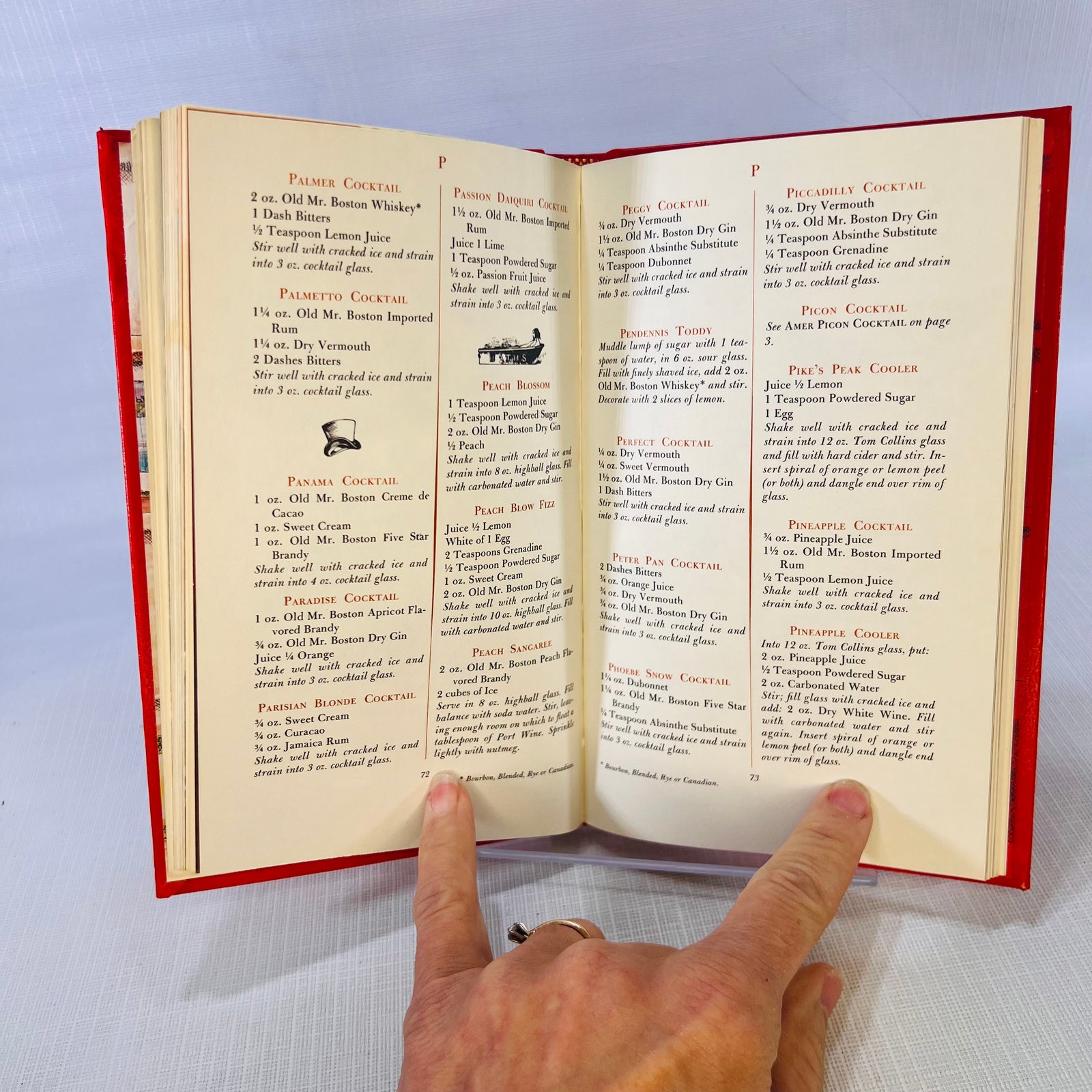 Old Mr. Boston Deluxe Official Bartenders Guide by Mr. Boston Distillers Corp 1967 Vintage Drink Recipe Book