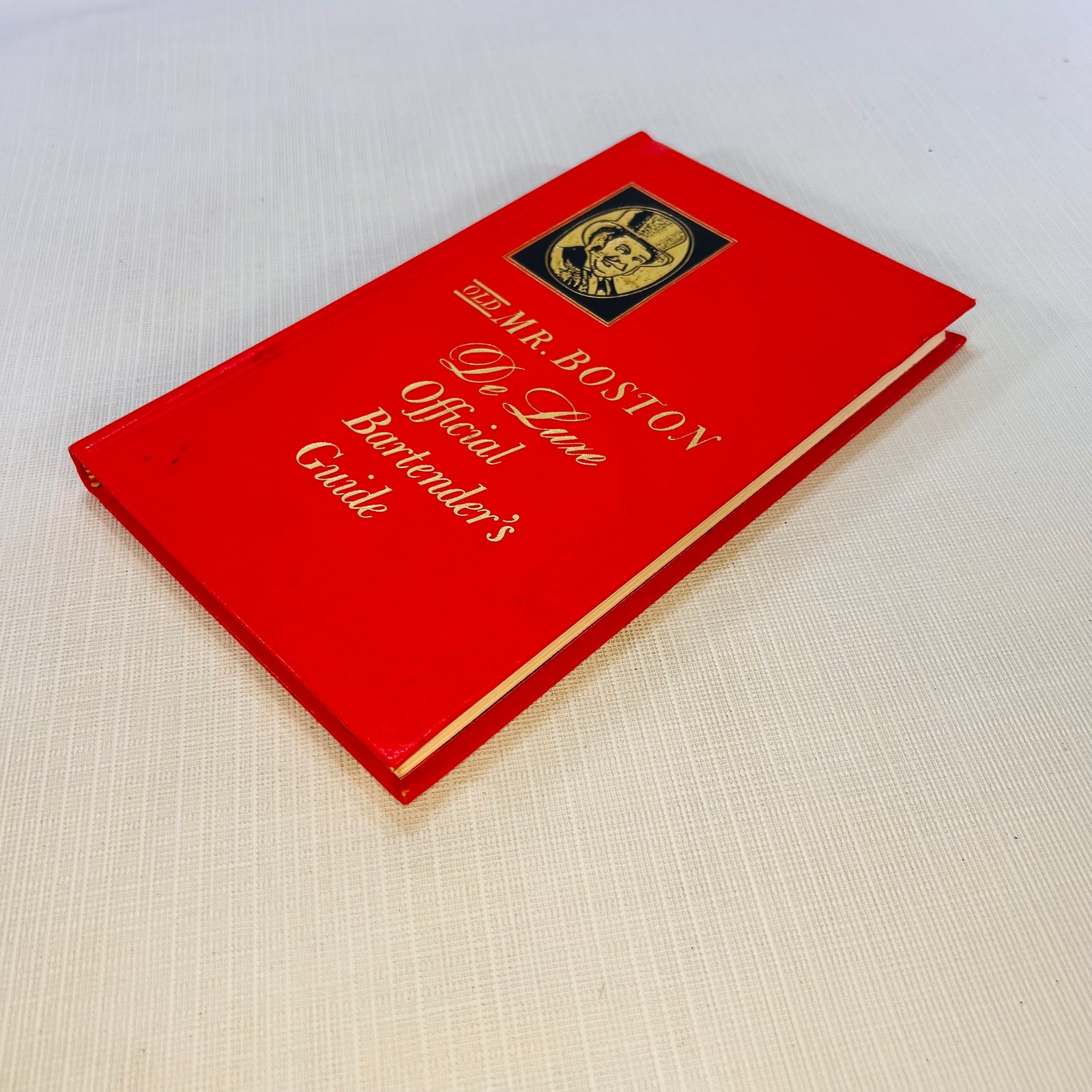 Old Mr. Boston Deluxe Official Bartenders Guide by Mr. Boston Distillers Corp 1967 Vintage Drink Recipe Book