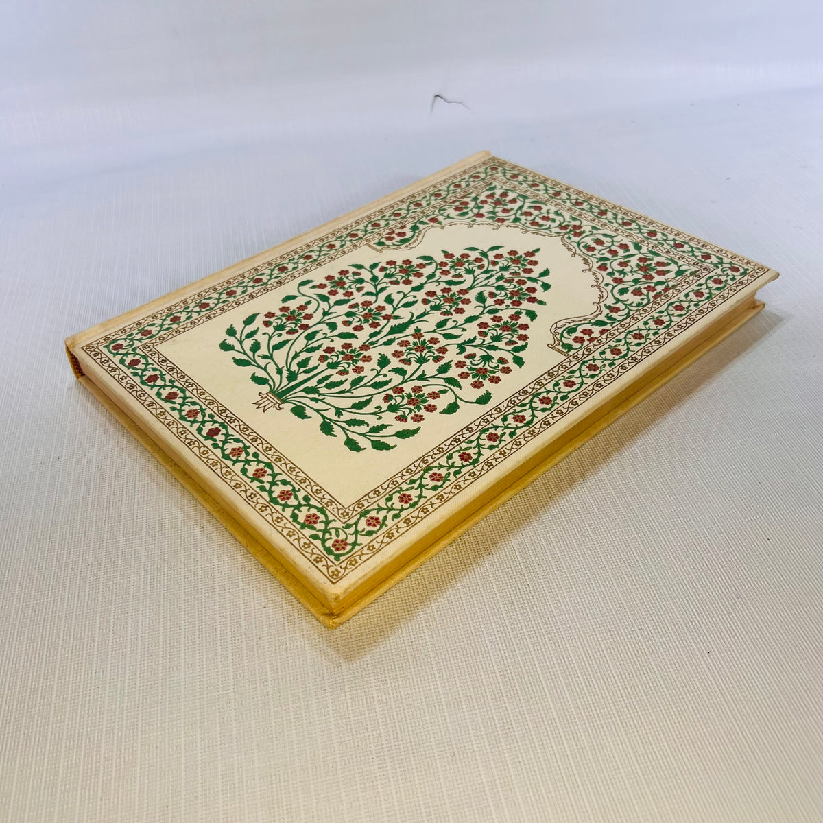 Rubaiyat of Omar translated by Edward Fitzgerald illustrated by Edmund Dulac 1937 Garden City Books