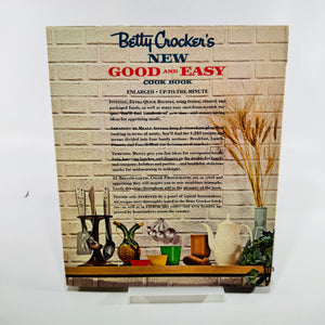 Betty Crocker's New Good and Easy Cook Book 1962 1st Ed 4th Printing Bundle with 2 Pamphlets