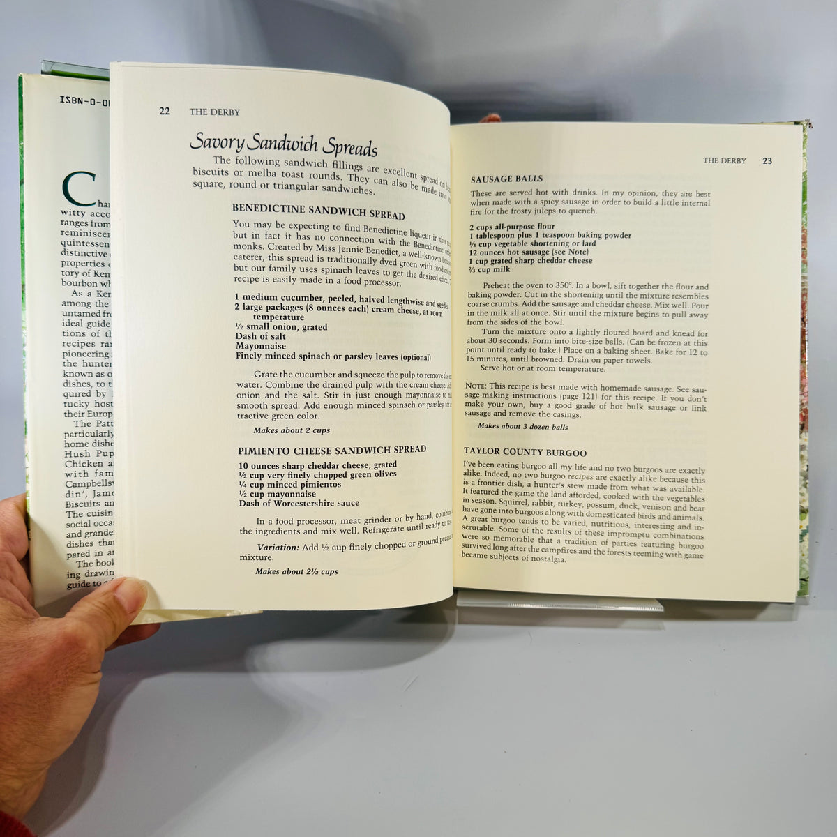Charles Pattison’s Kentucky Cooking (First Edition, 1988) — Charles Pattison with Craig Emerson — Illustrated by Shirley Felts Southern / Kentucky Cuisine Cookbook