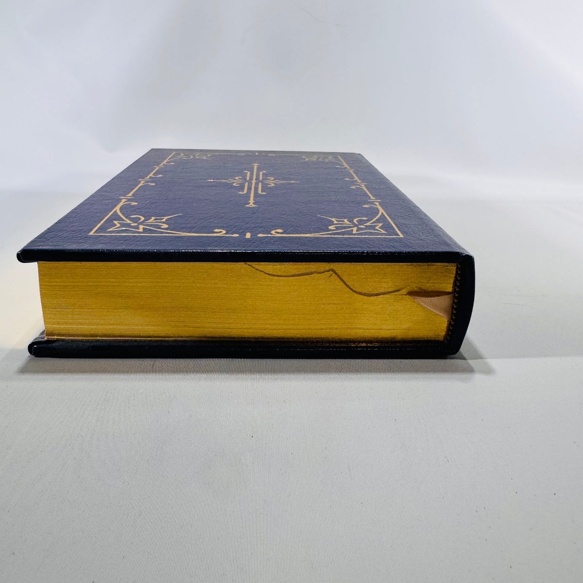 Short Stories by Charles Dickens | Easton Press Leather-Bound Collector’s Edition