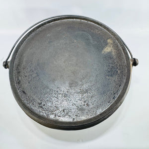 Wagner Ware Sidney -O- 1120 B Bailed Round Griddle 1922 to 1959 Cast Iron