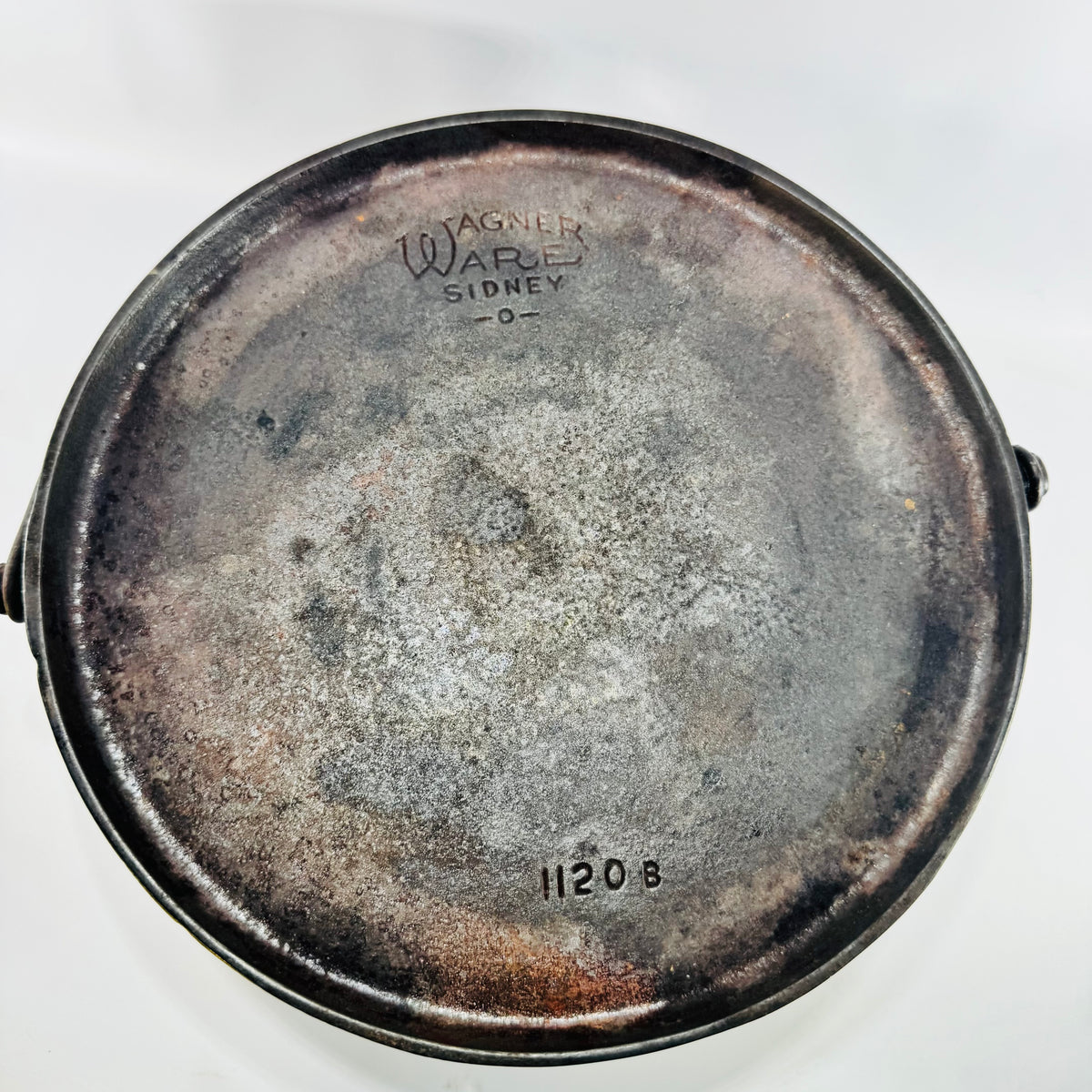 Wagner Ware Sidney -O- 1120 B Bailed Round Griddle 1922 to 1959 Cast Iron