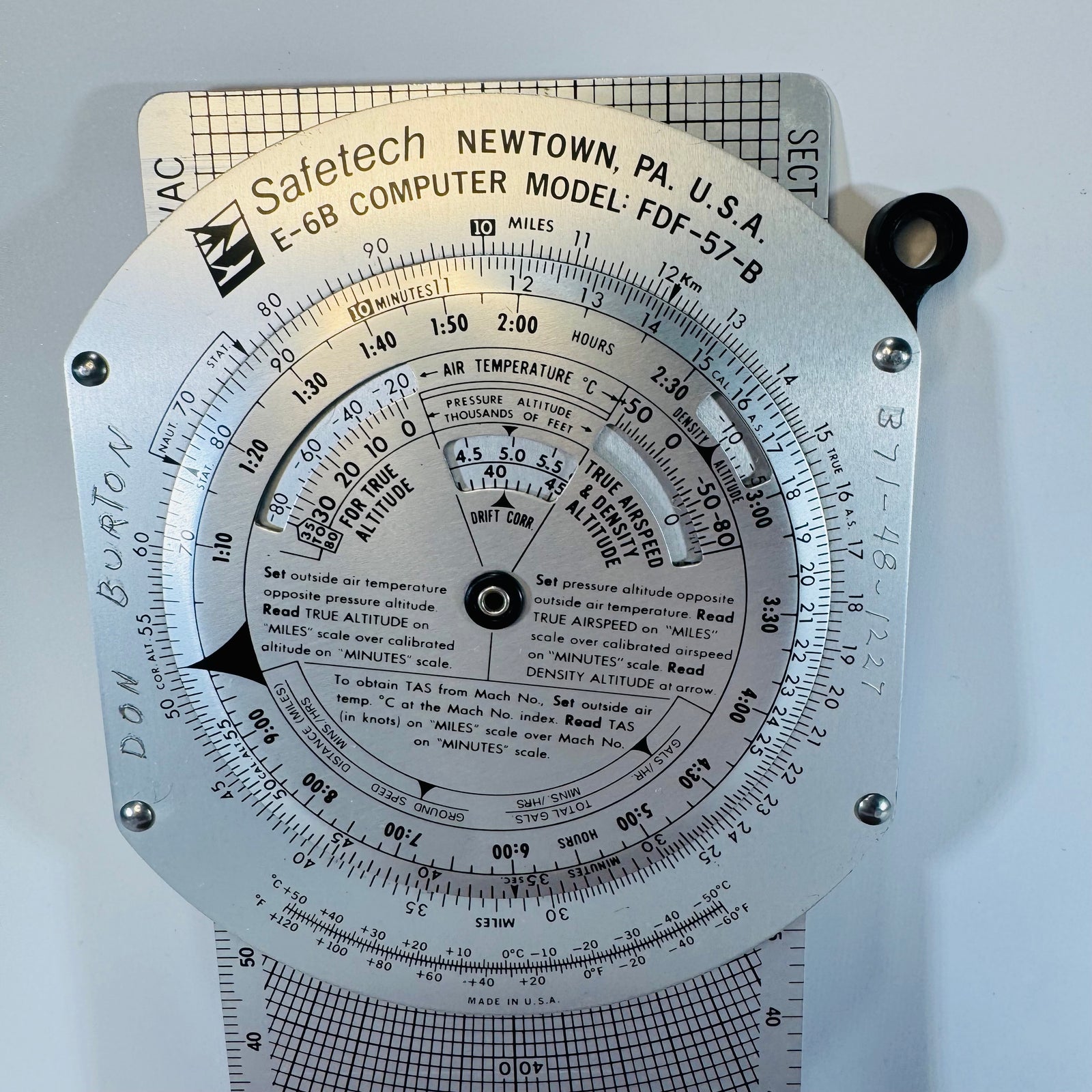 Safetech E-6B Flight Computer FDF-57-B Mechanical Aviation Slide Rule Wind Correction Calculator w/ Case 9x6 Vintage Pilot Tool