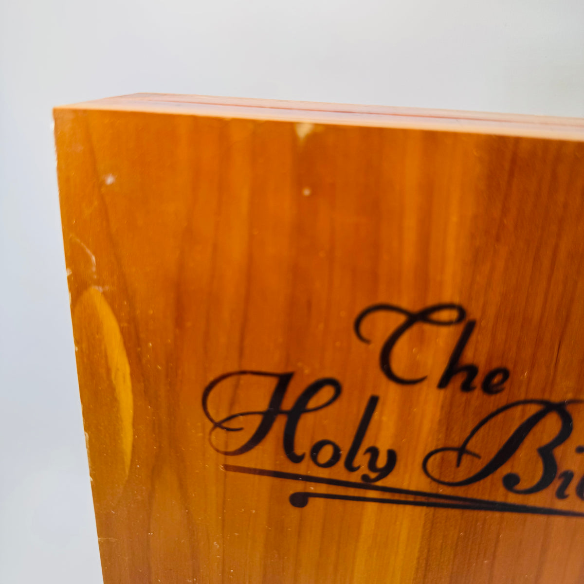 Vintage Memorial Holy Bible in Wooden Presentation Box 1958— Self-Pronouncing KJV (Copyright 1958) — Memorial Bibles Int’l | Zippered White Bible, Sympathy Ephemera, Christian Devotional