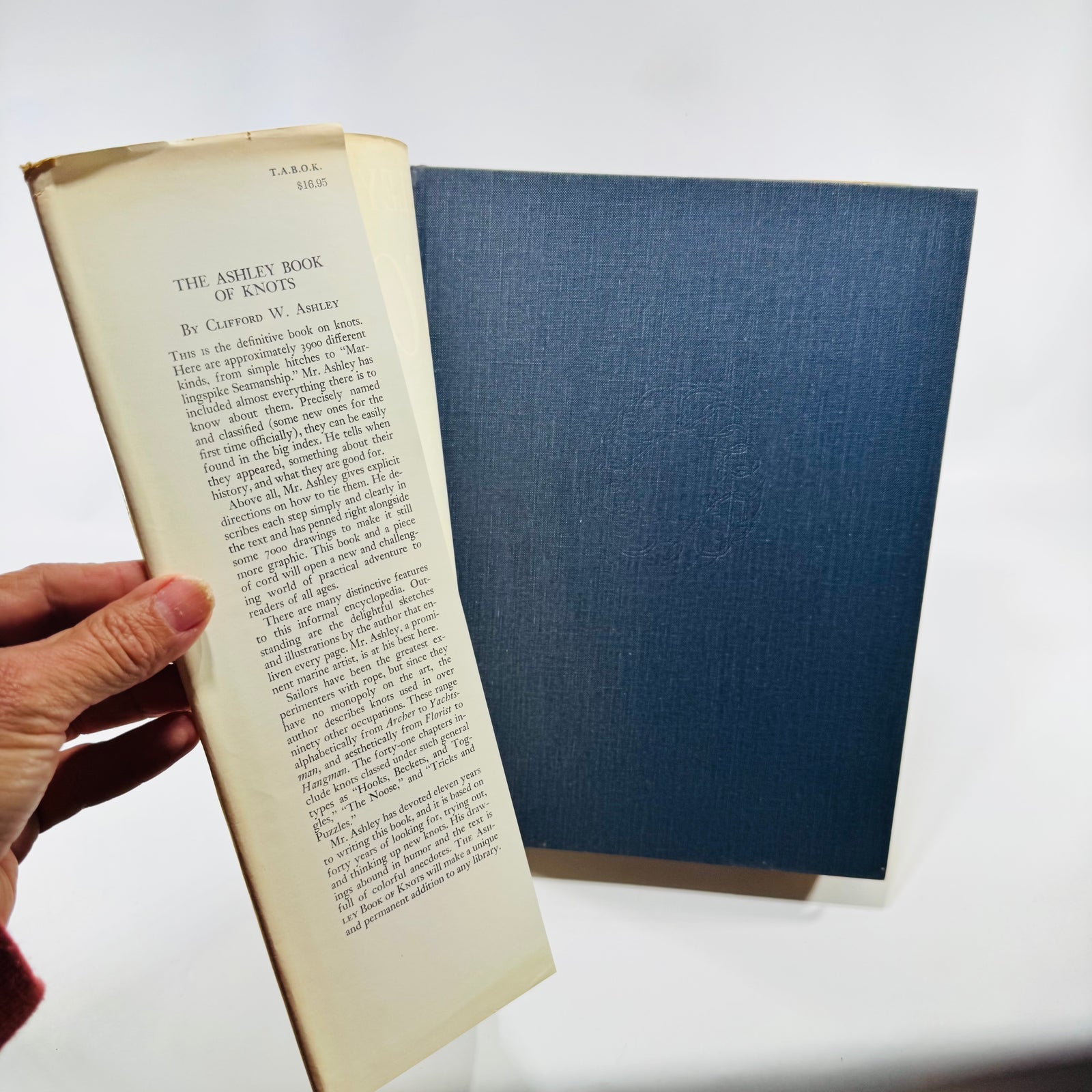 The Ashley Book of Knots by Clifford W. Ashley Doubleday Hardcover with Dust Jacket