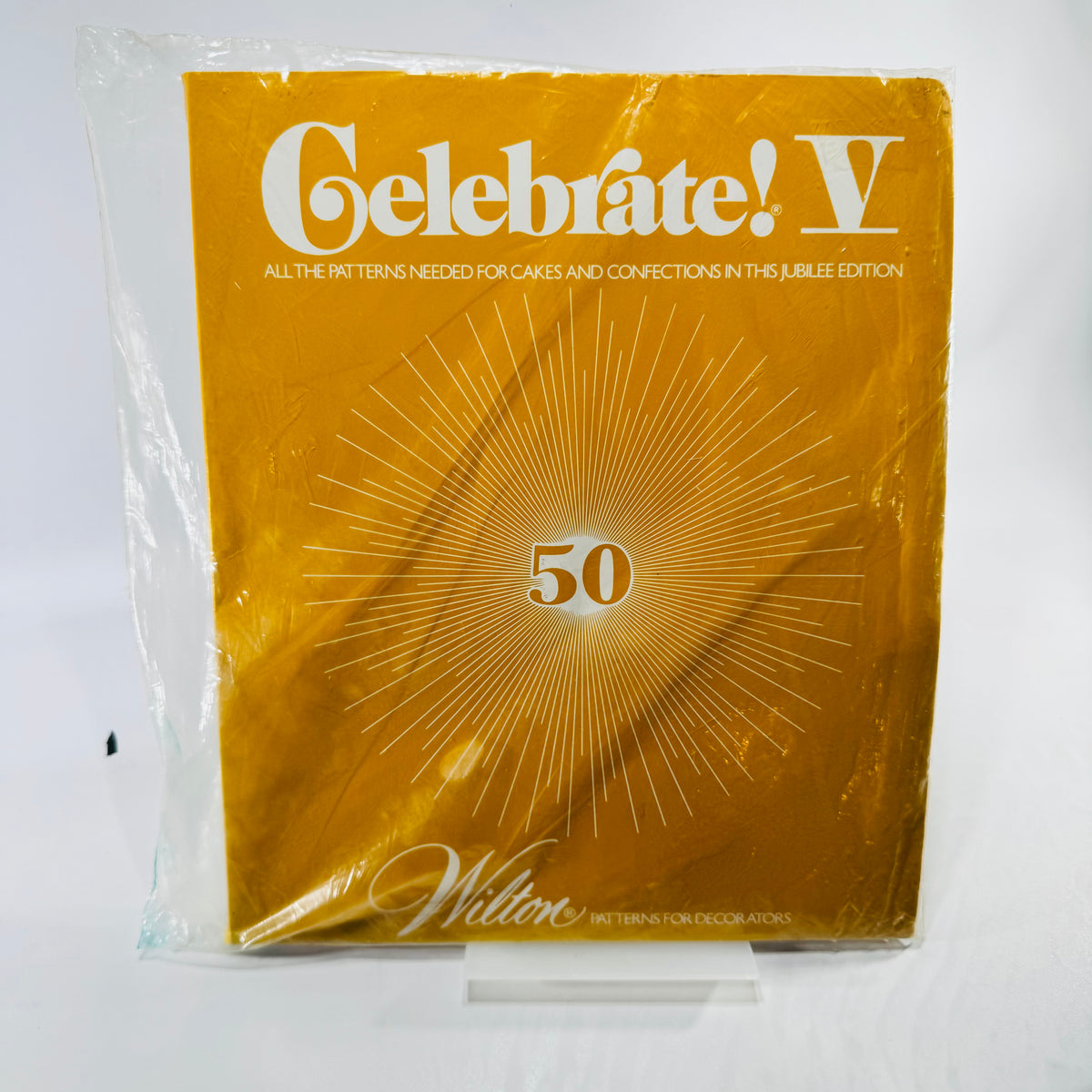 Celebrate! V Wilton 1978 Jubilee Edition Cake Decorating Pattern Book Factory Sealed