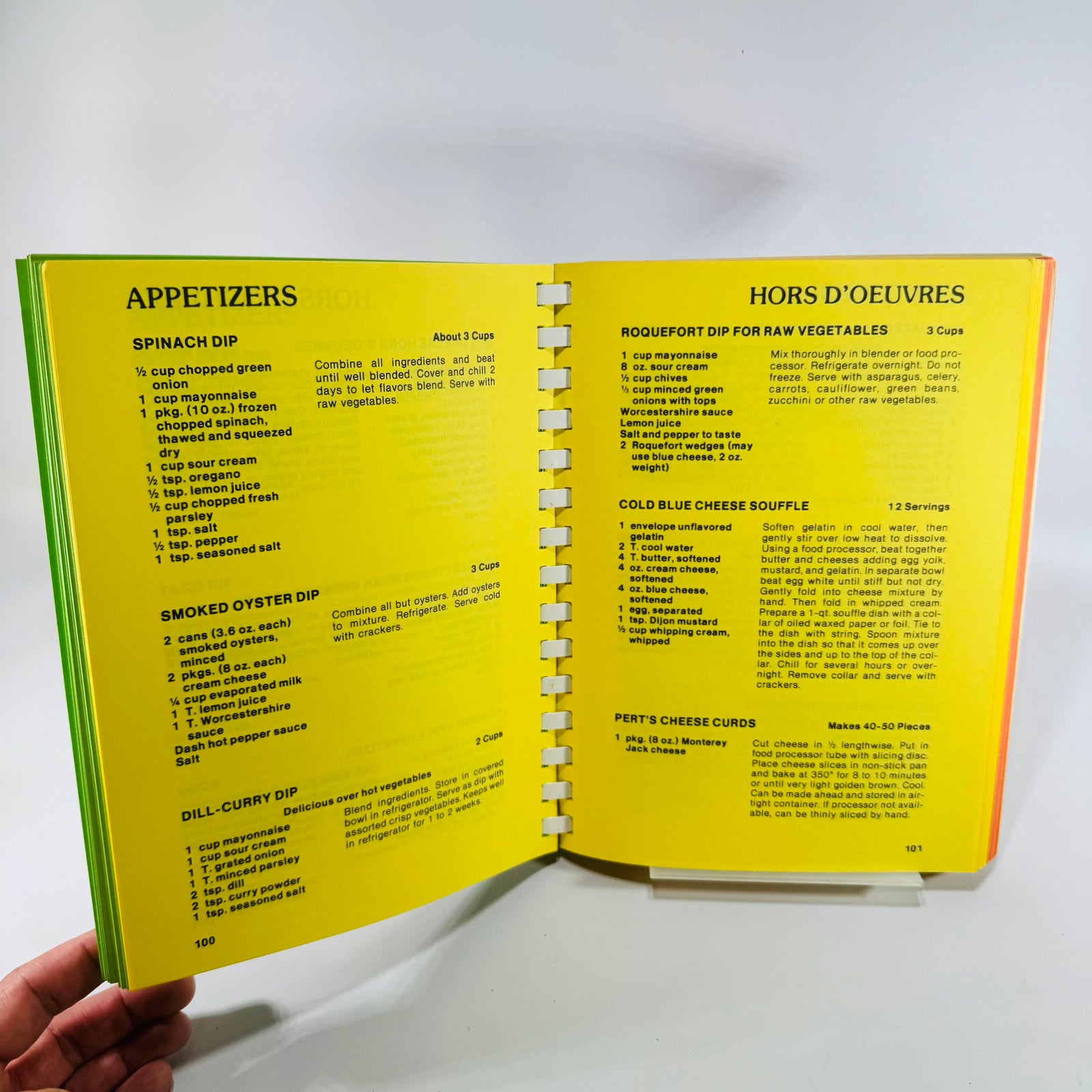 Soupçon II: More Seasonal Samplings from the Junior League of Chicago 1982 Second Printing Comb Bound Cookbook