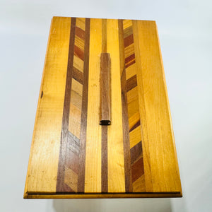 Geometric Marquetry Wood Box Late 20th Century with Chevron Inlay Lid