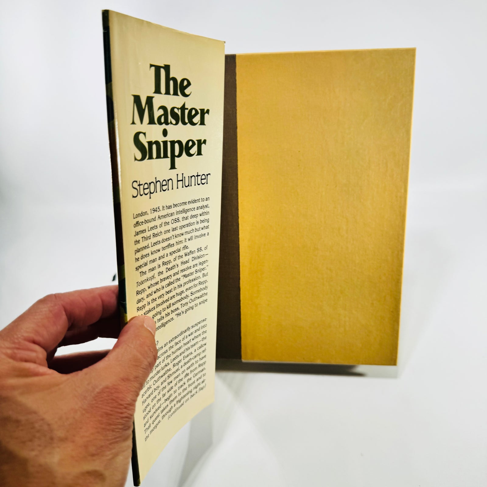 The Master Sniper by Stephen Hunter 1980 William Morrow Hardcover with Dust Jacket